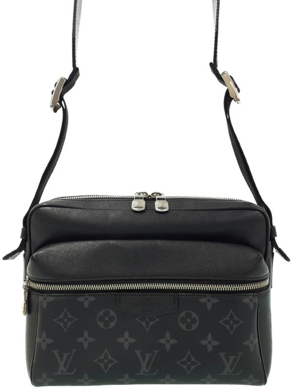 Louis Vuitton Taigarama Outdoor Messenger Shoulder Bag